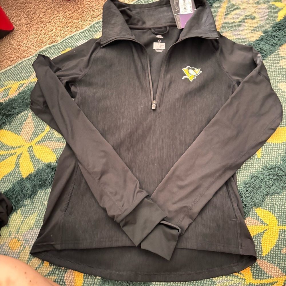 NWT Adidas Pittsburgh Penguins Quarter Zip Long Sleeve w/ Pockets Size S